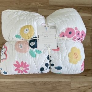 Pottery Barn kids Sasha’s Garden Quilt